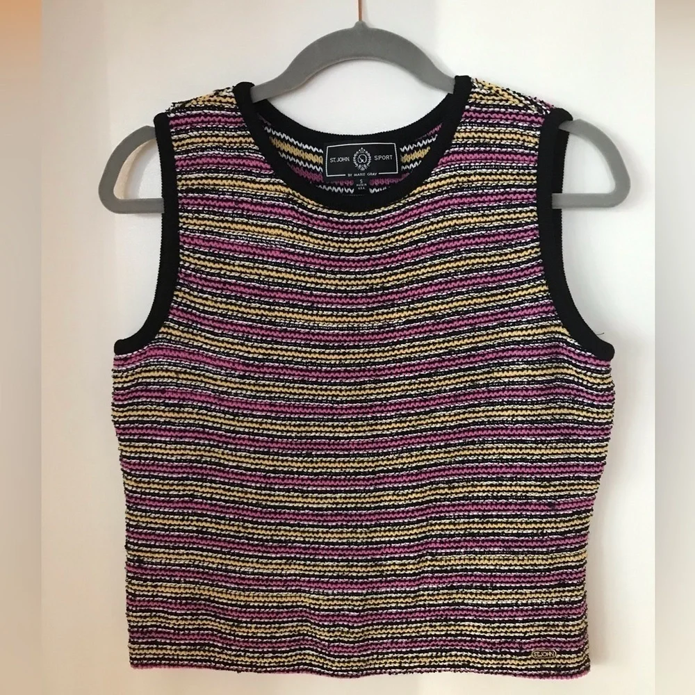 St. John Top Sz SMALL - Picture 1 of 5